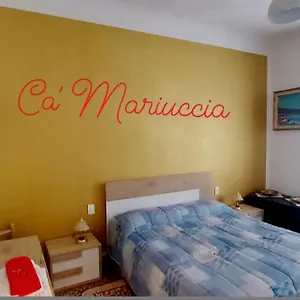 Ca' Mariuccia. A Un Passo Dal Mare Appartement